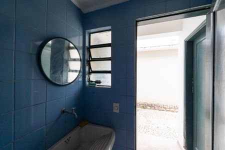 Casa à venda com 800m², 3 quartos e 3 vagas Casa à venda com 800m², 3 quartos e 3 vagasBanheiro de Serviço