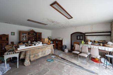 Casa à venda com 800m², 3 quartos e 3 vagas Casa à venda com 800m², 3 quartos e 3 vagasSalão de Festas