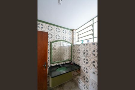 Casa à venda com 800m², 3 quartos e 3 vagas Casa à venda com 800m², 3 quartos e 3 vagasBanheiro Social 1