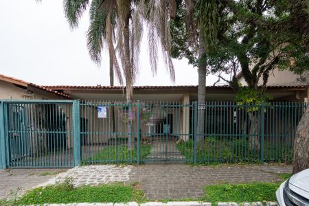 Casa à venda com 800m², 3 quartos e 3 vagas Casa à venda com 800m², 3 quartos e 3 vagasFachada
