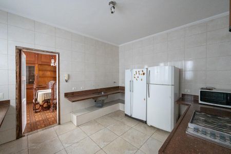 Casa à venda com 800m², 3 quartos e 3 vagas Casa à venda com 800m², 3 quartos e 3 vagasCozinha