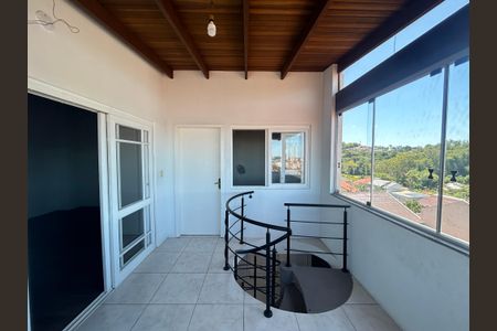 Casa à venda com 156m², 4 quartos e 2 vagasCorredor