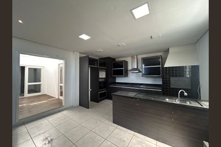 Casa à venda com 156m², 4 quartos e 2 vagasCozinha