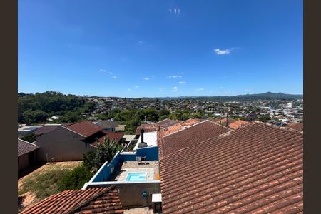 Casa à venda com 156m², 4 quartos e 2 vagasVista