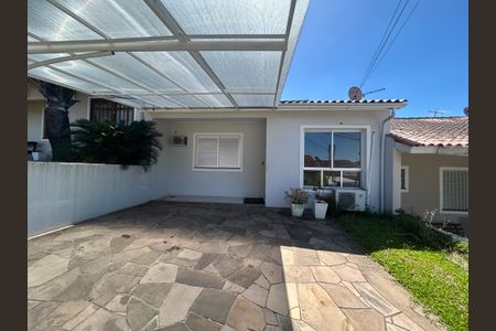 Casa à venda com 156m², 4 quartos e 2 vagasFachada