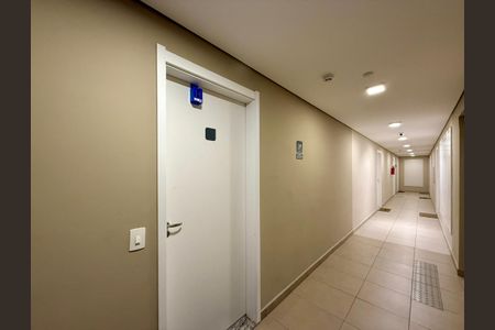 Apartamento para alugar com 32m², 1 quarto e sem vaga Apartamento para alugar com 32m², 1 quarto e sem vagaHall Apartamento