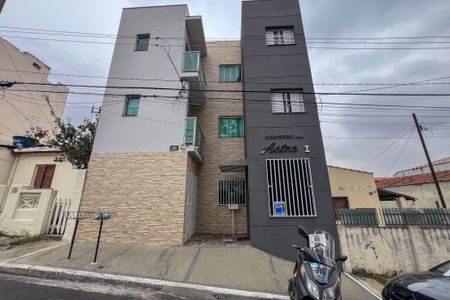Apartamento à venda com 28m², 1 quarto e sem vaga Apartamento à venda com 28m², 1 quarto e sem vagaFachada
