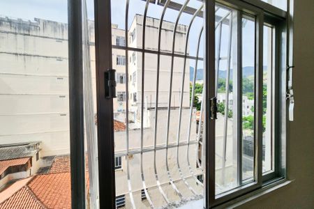 Apartamento à venda com 100m², 3 quartos e 1 vagaVista do Quarto 2