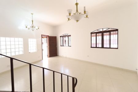 Casa à venda com 550m², 3 quartos e 2 vagasSala