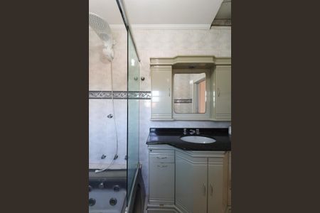 Casa à venda com 550m², 3 quartos e 2 vagasBanheiro da Suíte 1