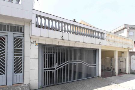 Casa à venda com 120m², 2 quartos e 2 vagasFachada