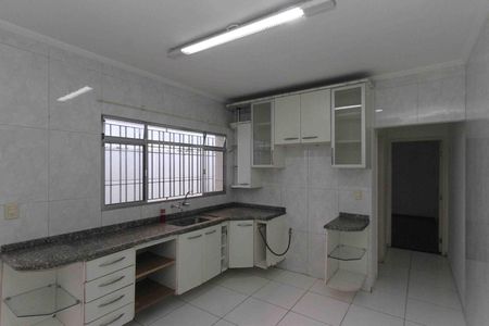 Casa à venda com 120m², 2 quartos e 2 vagasCozinha
