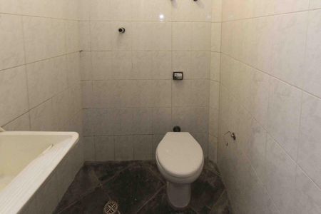 Casa à venda com 120m², 2 quartos e 2 vagasBanheiro de serviço