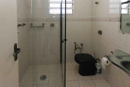 Casa à venda com 120m², 2 quartos e 2 vagasBanheiro Social