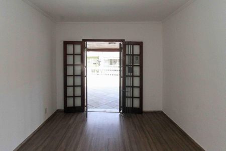 Casa à venda com 120m², 2 quartos e 2 vagasSuite