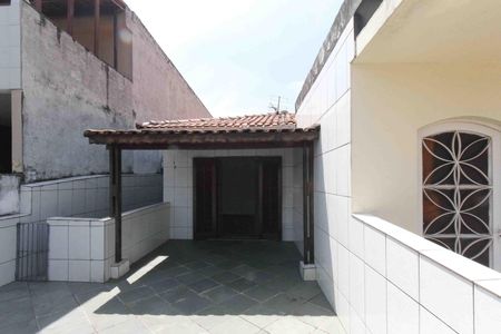 Casa à venda com 120m², 2 quartos e 2 vagasVaranda