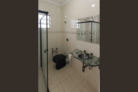 Casa à venda com 120m², 2 quartos e 2 vagasBanheiro Social