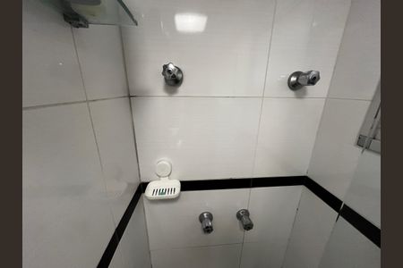 Apartamento à venda com 83m², 2 quartos e 2 vagasBanheiro Social