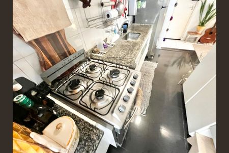 Apartamento à venda com 83m², 2 quartos e 2 vagasCozinha