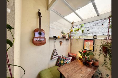 Apartamento à venda com 83m², 2 quartos e 2 vagasVaranda da Sala