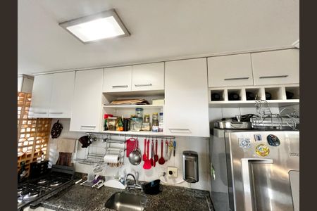 Apartamento à venda com 83m², 2 quartos e 2 vagasCozinha