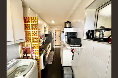 Apartamento à venda com 83m², 2 quartos e 2 vagasÁrea de Serviço