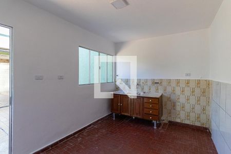 Casa para alugar com 3 quartos, 310m² em Vila Guilhermina, São Paulo