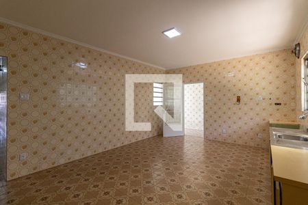 Casa para alugar com 3 quartos, 310m² em Vila Guilhermina, São Paulo
