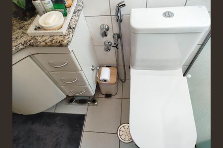 Apartamento para alugar com 63m², 2 quartos e 1 vagaBanheiro 