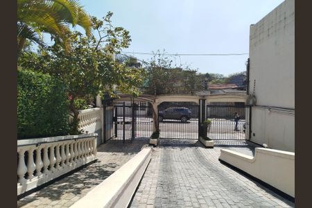 Apartamento para alugar com 63m², 2 quartos e 1 vagaPortaria