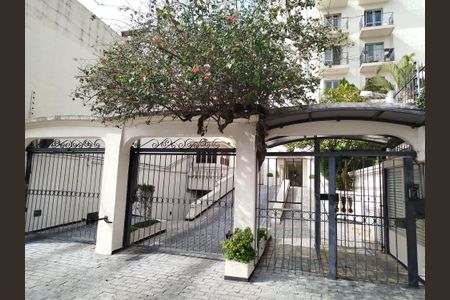 Apartamento para alugar com 63m², 2 quartos e 1 vagaFachada