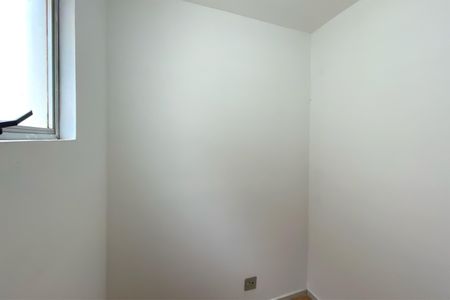 Apartamento à venda com 166m², 3 quartos e 2 vagas Apartamento à venda com 166m², 3 quartos e 2 vagasQuarto de Serviço