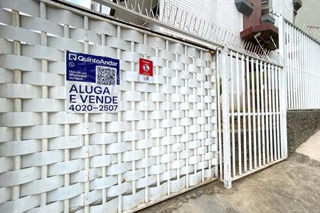 Apartamento à venda com 166m², 3 quartos e 2 vagas Apartamento à venda com 166m², 3 quartos e 2 vagasPlaca instalada