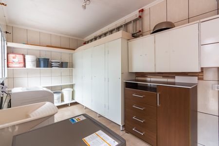 Casa à venda com 178m², 3 quartos e 4 vagasÁrea de Serviço