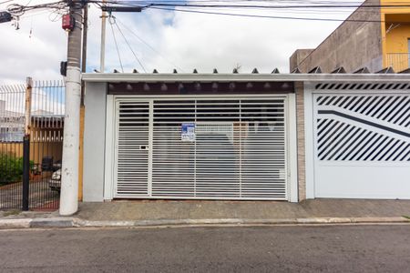 Casa à venda com 178m², 3 quartos e 4 vagasFachada