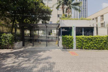 Apartamento à venda com 75m², 2 quartos e 1 vagaFachada