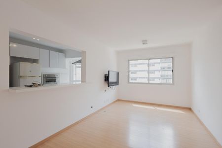 Sala de apartamento à venda com 2 quartos, 75m² em Cerqueira César, São Paulo