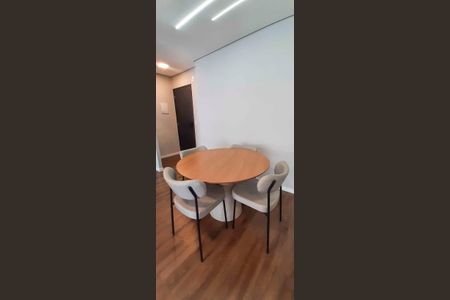 Apartamento à venda com 46m², 2 quartos e 1 vaga Apartamento à venda com 46m², 2 quartos e 1 vagaSala