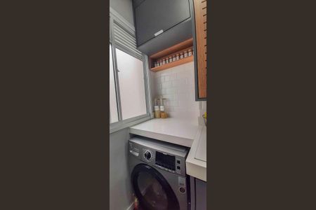 Apartamento à venda com 46m², 2 quartos e 1 vaga Apartamento à venda com 46m², 2 quartos e 1 vagaÁrea de Serviço