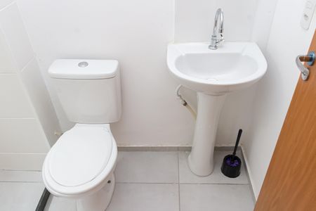 Apartamento para alugar com 45m², 2 quartos e 1 vaga Apartamento para alugar com 45m², 2 quartos e 1 vagaBanheiro