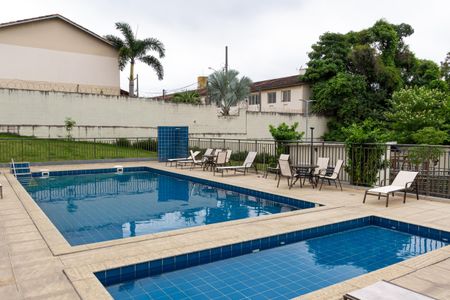 Apartamento para alugar com 45m², 2 quartos e 1 vaga Apartamento para alugar com 45m², 2 quartos e 1 vagaÁrea comum - Piscina