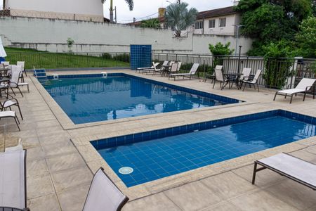 Apartamento para alugar com 45m², 2 quartos e 1 vaga Apartamento para alugar com 45m², 2 quartos e 1 vagaÁrea comum - Piscina
