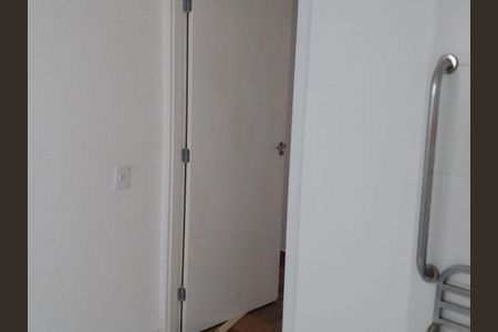 Apartamento à venda com 42m², 1 quarto e sem vagaBanheiro 