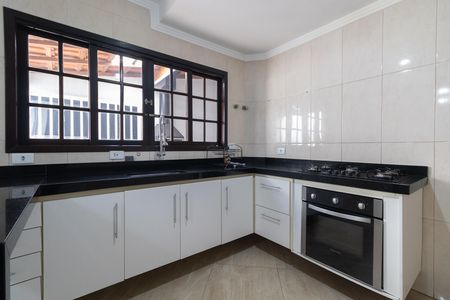 Casa à venda com 120m², 3 quartos e 2 vagas Casa à venda com 120m², 3 quartos e 2 vagasCozinha