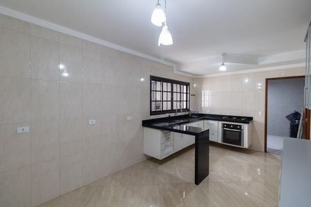 Casa à venda com 120m², 3 quartos e 2 vagas Casa à venda com 120m², 3 quartos e 2 vagasCozinha