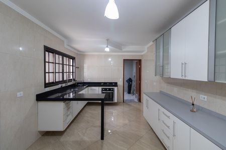 Casa à venda com 120m², 3 quartos e 2 vagas Casa à venda com 120m², 3 quartos e 2 vagasCozinha