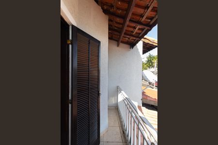 Sacada Suíte de casa à venda com 3 quartos, 120m² em Parque Boturussu, São Paulo