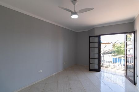 Casa à venda com 120m², 3 quartos e 2 vagas Casa à venda com 120m², 3 quartos e 2 vagasSuíte
