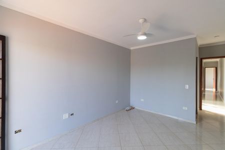 Casa à venda com 120m², 3 quartos e 2 vagas Casa à venda com 120m², 3 quartos e 2 vagasSuíte