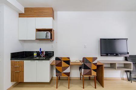 Sala/cozinha de apartamento para alugar com 1 quarto, 32m² em Pompeia, São Paulo